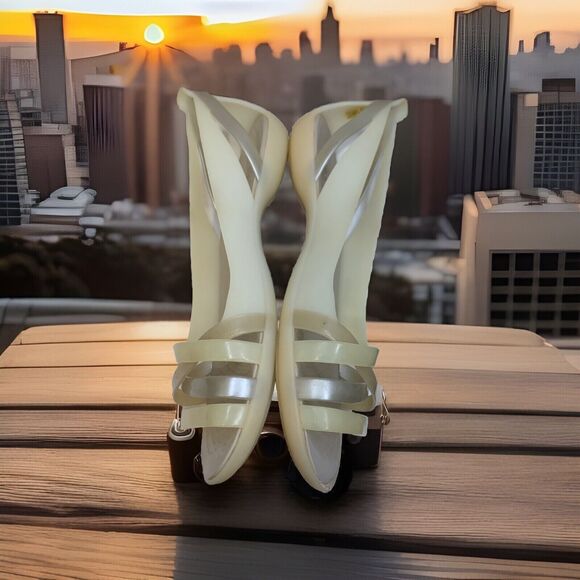 Crocs Flats Womens 7 Isabella Huarache 2 Metallic Yellow Open Toe Boho Comfort - Picture 3 of 9